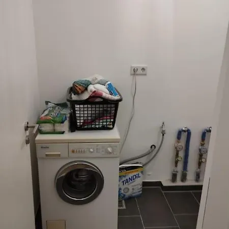 4 Personen - In Wohnung, Zentral, Ruhig, Modern Apartment