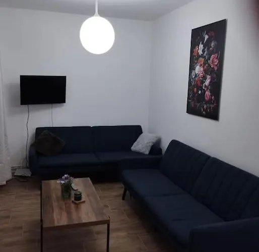4 Personen - In Wohnung, Zentral, Ruhig, Modern 아파트 *