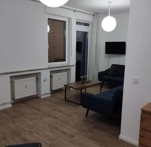 4 Personen - In Wohnung, Zentral, Ruhig, Modern * 뤼베케