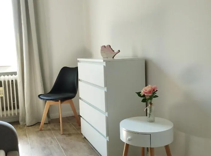 4 Personen - In Wohnung, Zentral, Ruhig, Modern 아파트 뤼베케