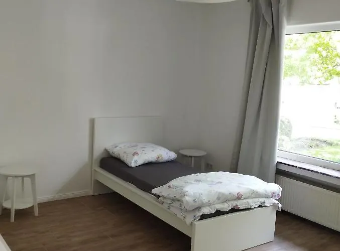 아파트 4 Personen - In Wohnung, Zentral, Ruhig, Modern *