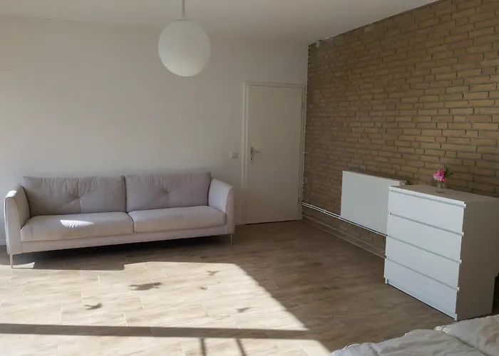 4 Personen - In Wohnung, Zentral, Ruhig, Modern 아파트 *