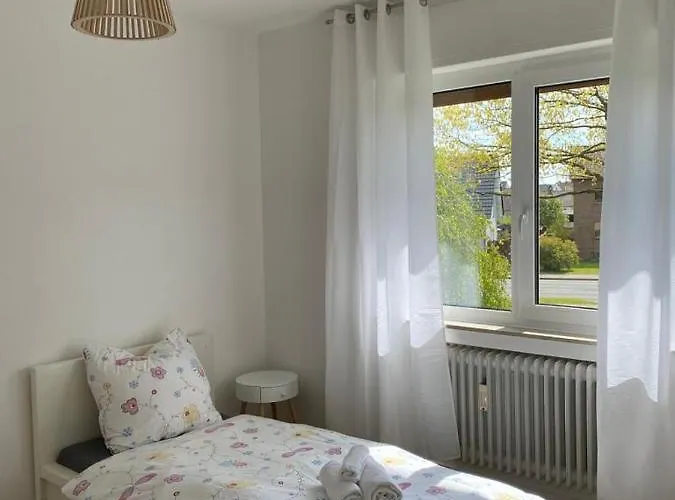 4 Personen - In Wohnung, Zentral, Ruhig, Modern 아파트 뤼베케