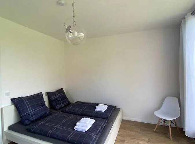 아파트 4 Personen - In Wohnung, Zentral, Ruhig, Modern 뤼베케